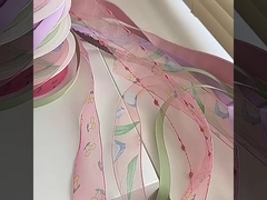 Różowa fioletowa wstążka