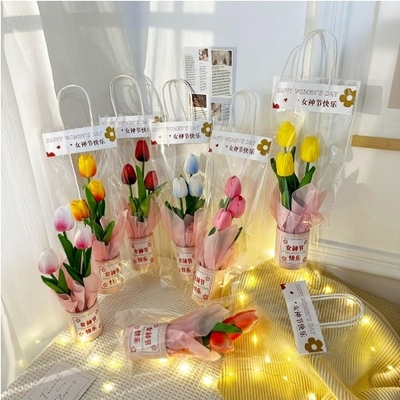 Dobra cena. Symulacja PU Tulip Hug Bucket Cute Wool Flower Hug Blessing Gift Creative Festival Holiday Gift Wholesale w Internecie