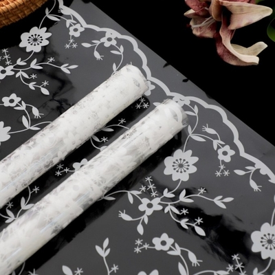 kupować Yitong imitacja koronka koronka przezroczysty buchet celofanu wodoodporny papier do pakowania kwiatów opcja plastikowy materiał do pakowania kwiatów online manufacture