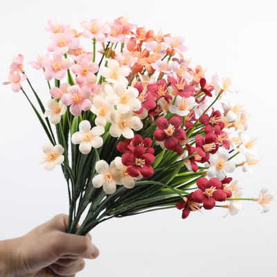 kupować Sztuczne ozdoby domowe Daisy do dekoracji zewnętrznej ślubnej produkcja online