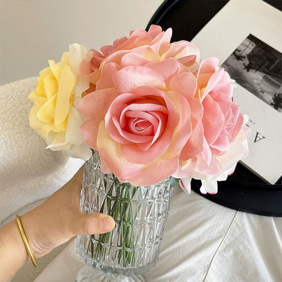 kupować W stylu jesieni europejskim mokra symulacja kwiat róża kwiat fotografia salon fałszywy kwiat stylu wakacyjny bukiet kwiat dekoracja domu produkcja online