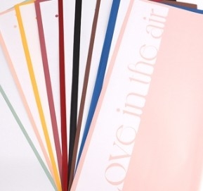 kupować Miłość Atmosfera wodoodporny kwiatowy papier opakowaniowy online manufacture