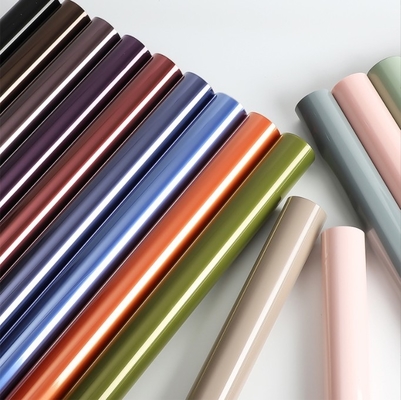 kupować Papier opakowaniowy wodoodporny do bukietów kwiatów, papieru opakowaniowego do cukierków i papieru opakowaniowego do prezentów w kolorze stałym online manufacture