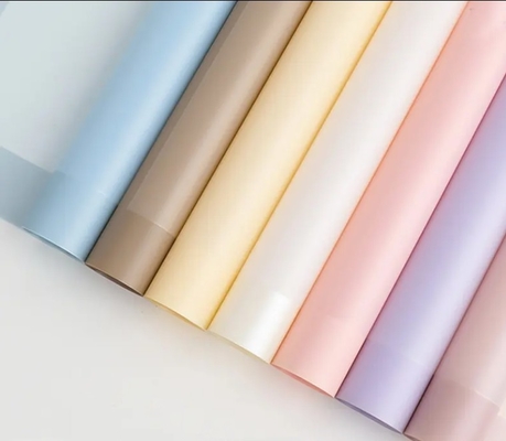 Dobra cena. 2024 Shinewrap Factory bezpośrednia cena Hot Sale Solid Color Flower Wrapping Paper Sheet Bouquet Florist Gift Packing Paper w Internecie
