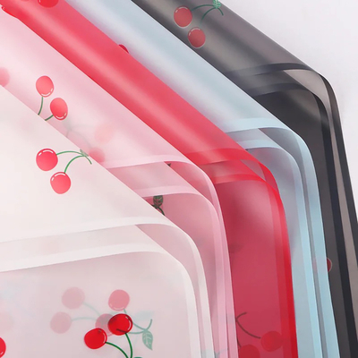 Dobra cena. Zindywidualizowany kolor Lizhiran Cherry Blossom Matte Wodoszczelny Papier Owinięcia Kwiatów 60*30*3cm Wielkość opakowania do aranżacji kwiatów w Internecie