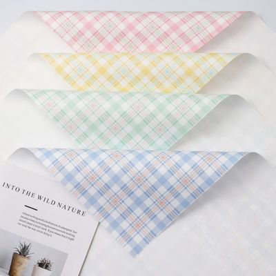 Dobra cena. Dwukolorowe szafkowane retro Ouya papier owinięty kwiat papieru szafkowane opakowania kwiatowe prezent bukiet papier opakowaniowy hurtowy materiały w Internecie