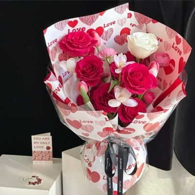 Dobra cena. Walentynki, miłość w sercu, papier Yuyin, bukiety kwiatów, wodoodporny, pogrubiony papier opakowaniowy, papier artystyczny z kwiatami, materiał opakowaniowy do sklepu z kwiatami w Internecie