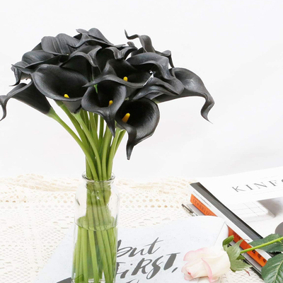 Dobra cena. Sprzedaż bezpośrednia fabryczna jednorazowych kwiatów mini calla z PU, kwiatów sztucznych, hurtowa sprzedaż kwiatów dekoracyjnych dla domów wysokiej jakości na wesela i festiwale w Internecie