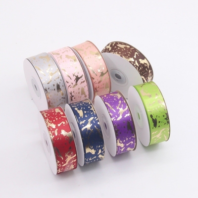Pudełko prezentowe z wstążką do hot stampingu 2,5 cm w czerwonym marmurowym wzorze na Dzień Ojca DIY