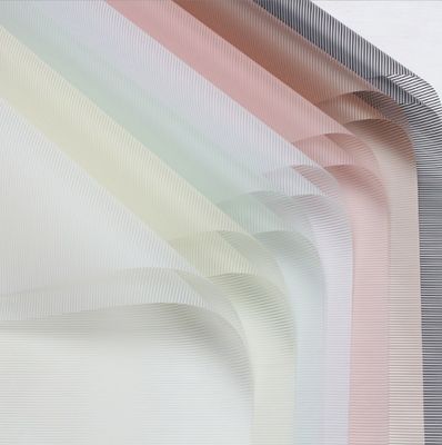 Dobra cena. Papier do pakowania i owijania bukietów dla kwiaciarzy, koreański papier gładki dla profesjonalnego wyglądu w Internecie