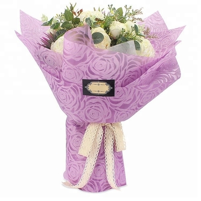 Dobra cena. Wodoodporna wytłaczana poliestrowa rolka papieru do pakowania kwiaciarni Big Rose Pattern 60cm w Internecie